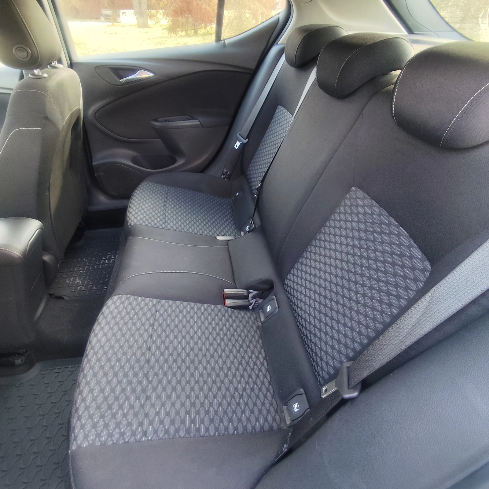 Opel Astra K 1.6 CDTI (136 к.с.), снимка 10 - Автомобили и джипове - 56085987