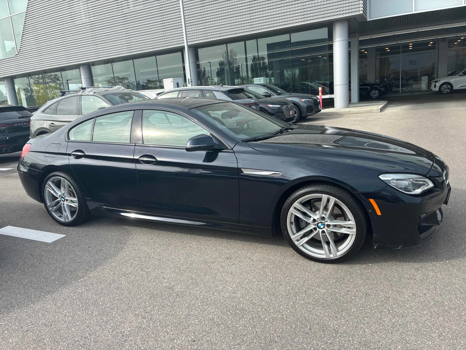 BMW 640 i xDrive | CARFAX | ���������� ��� ������������  | Mobile.bg � ����������� 4