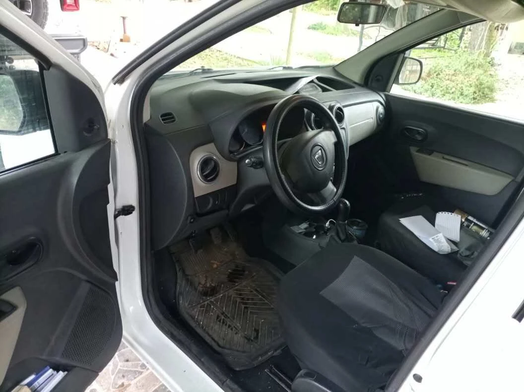 Dacia Dokker, снимка 4 - Автомобили и джипове - 56484094