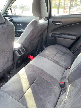 Lexus UX 250h, снимка 12