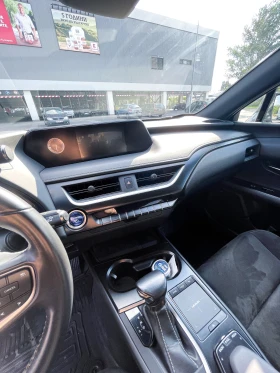 Lexus UX 250h, снимка 9