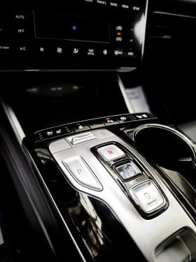 Hyundai Tucson 2.0 CRDI, снимка 16