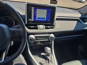 Toyota Rav4 * Hybrid XLE * CARFAX * 2 КЛЮЧА * ПАНО * KEYLESS, снимка 9