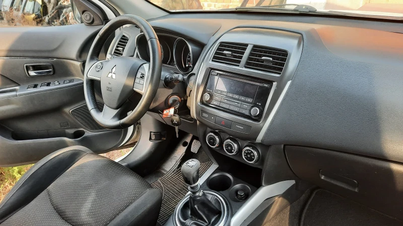 Mitsubishi ASX 1.8 * Фейс * 2014г., снимка 8 - Автомобили и джипове - 48784829