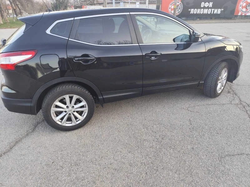 Nissan Qashqai, снимка 3 - Автомобили и джипове - 49010553