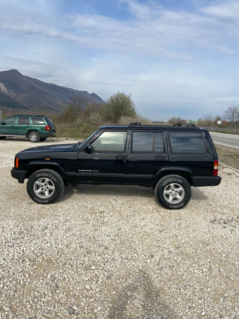 Jeep Cherokee 2, 5 TD, снимка 4 - Автомобили и джипове - 49596851