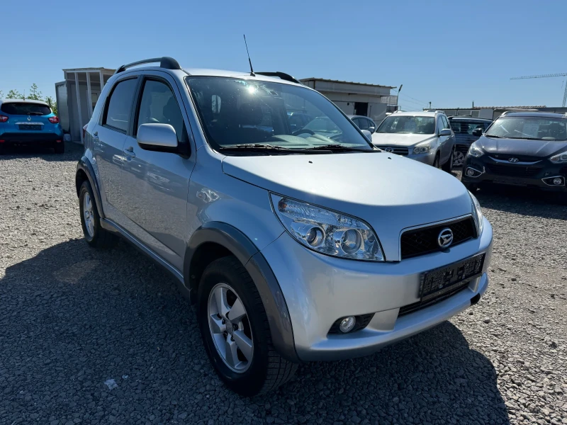 Daihatsu Terios 1.5i CH 4x4, снимка 3 - Автомобили и джипове - 50349911