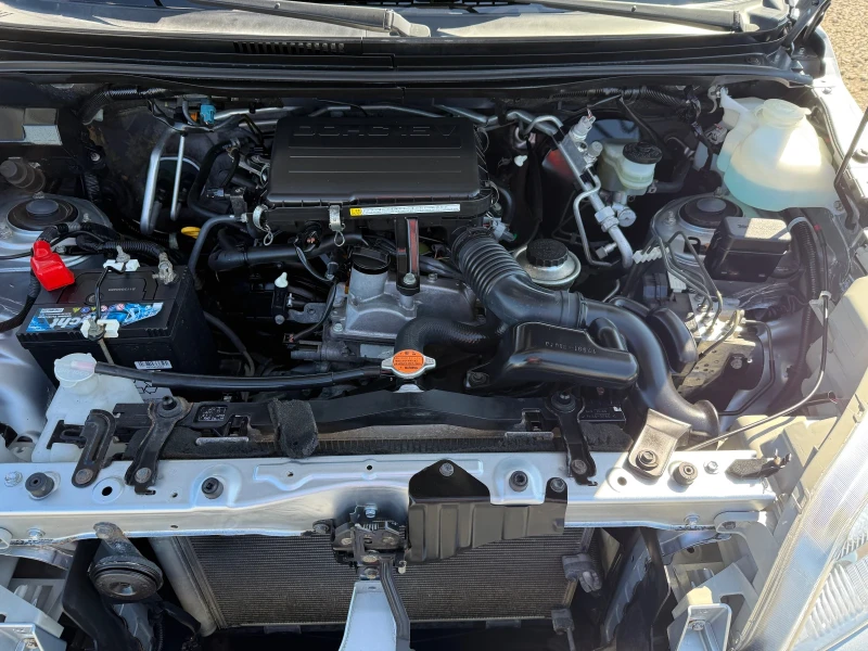 Daihatsu Terios 1.5i CH 4x4, снимка 14 - Автомобили и джипове - 50349911