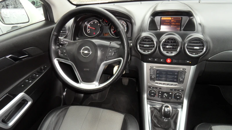 Opel Antara NAVI / 169хил.км, снимка 12 - Автомобили и джипове - 52980336