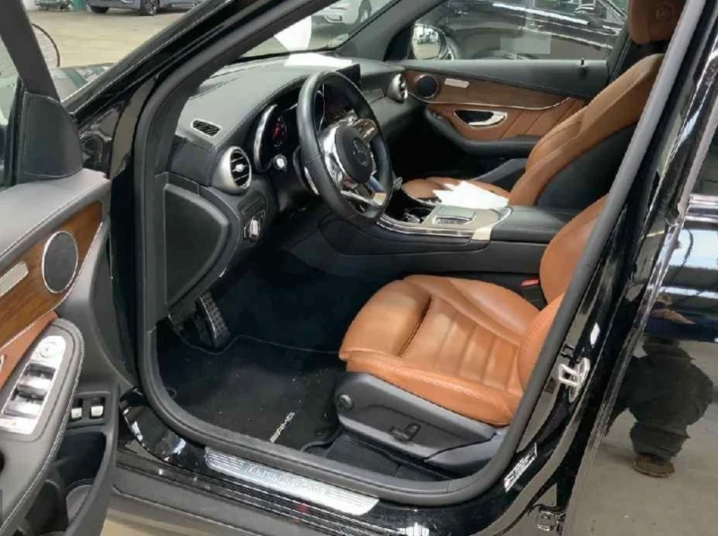 Mercedes-Benz GLC 300 e AMG-4MATIC.HYBRID., снимка 6 - Автомобили и джипове - 52770893