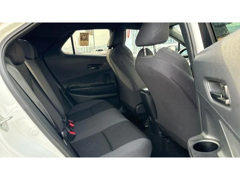 Toyota C-HR 1.8 HEV E-CVT CLUB, снимка 7 - Автомобили и джипове - 53428856