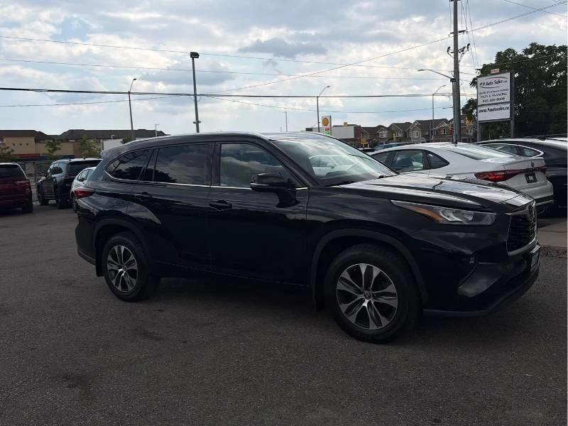 Toyota Highlander * XLT * AWD * ДИСТРОНИК * 2 КЛЮЧА, снимка 3 - Автомобили и джипове - 55690955