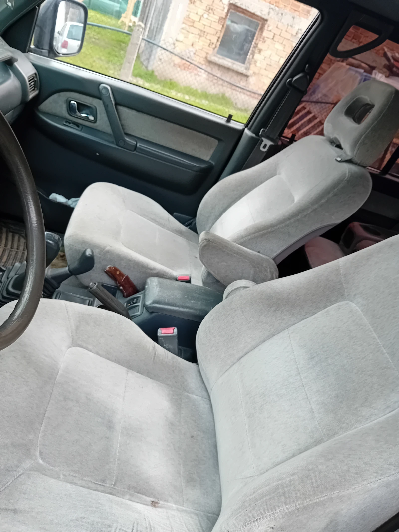 Mitsubishi Pajero 2.5 - изображение 10