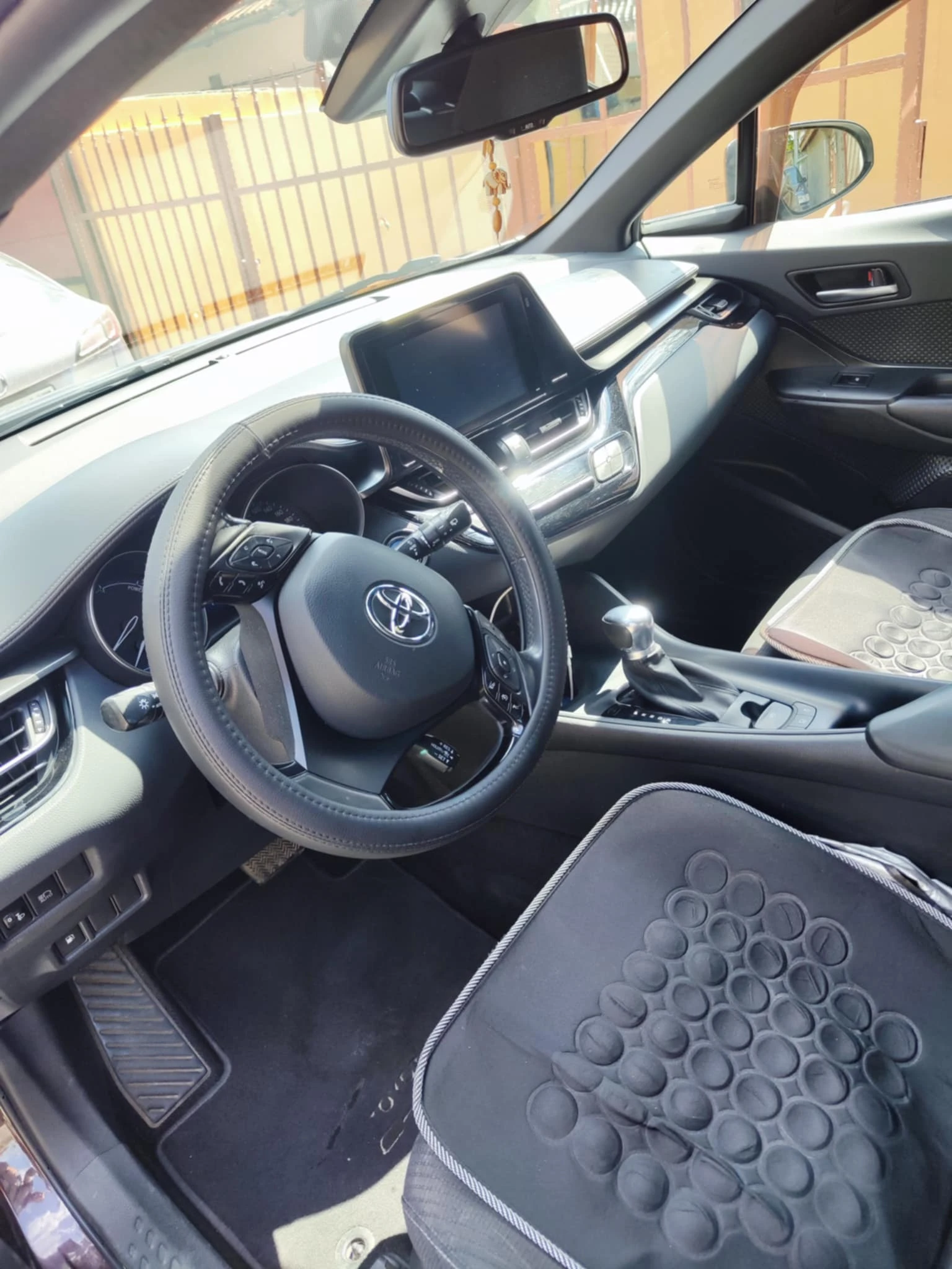 Toyota C-HR  - изображение 7