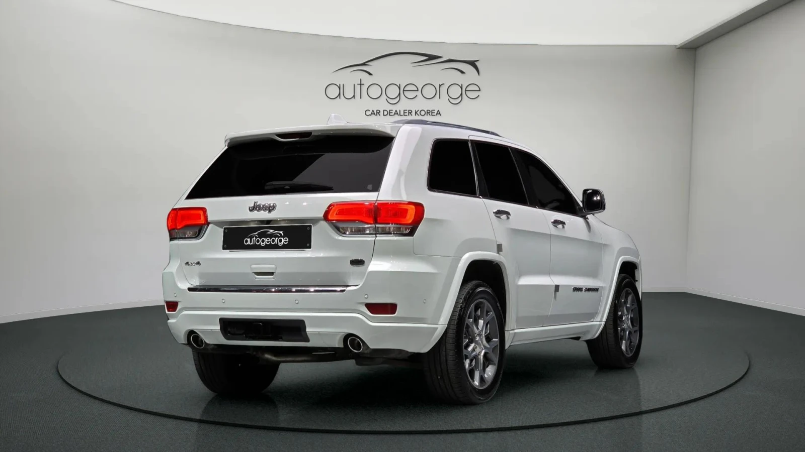 Jeep Grand cherokee 3.6 OVERLAND autogeorge.com - изображение 2