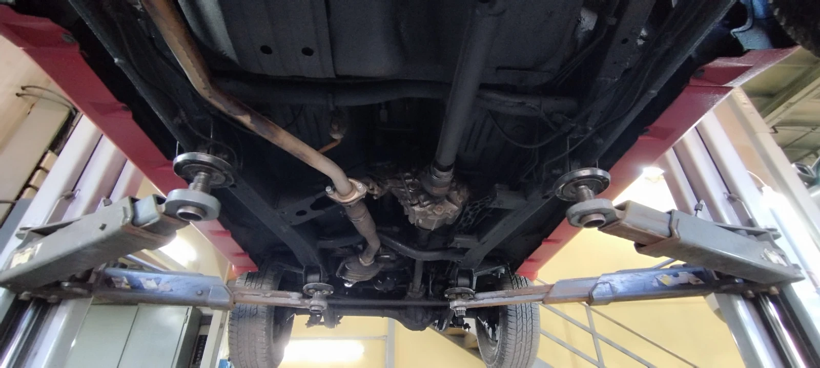 Suzuki Jimny 1.3i  - изображение 6