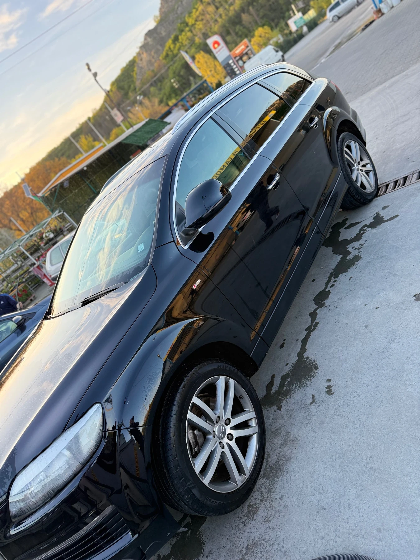 Audi Q7, снимка 3 - Автомобили и джипове - 54308412