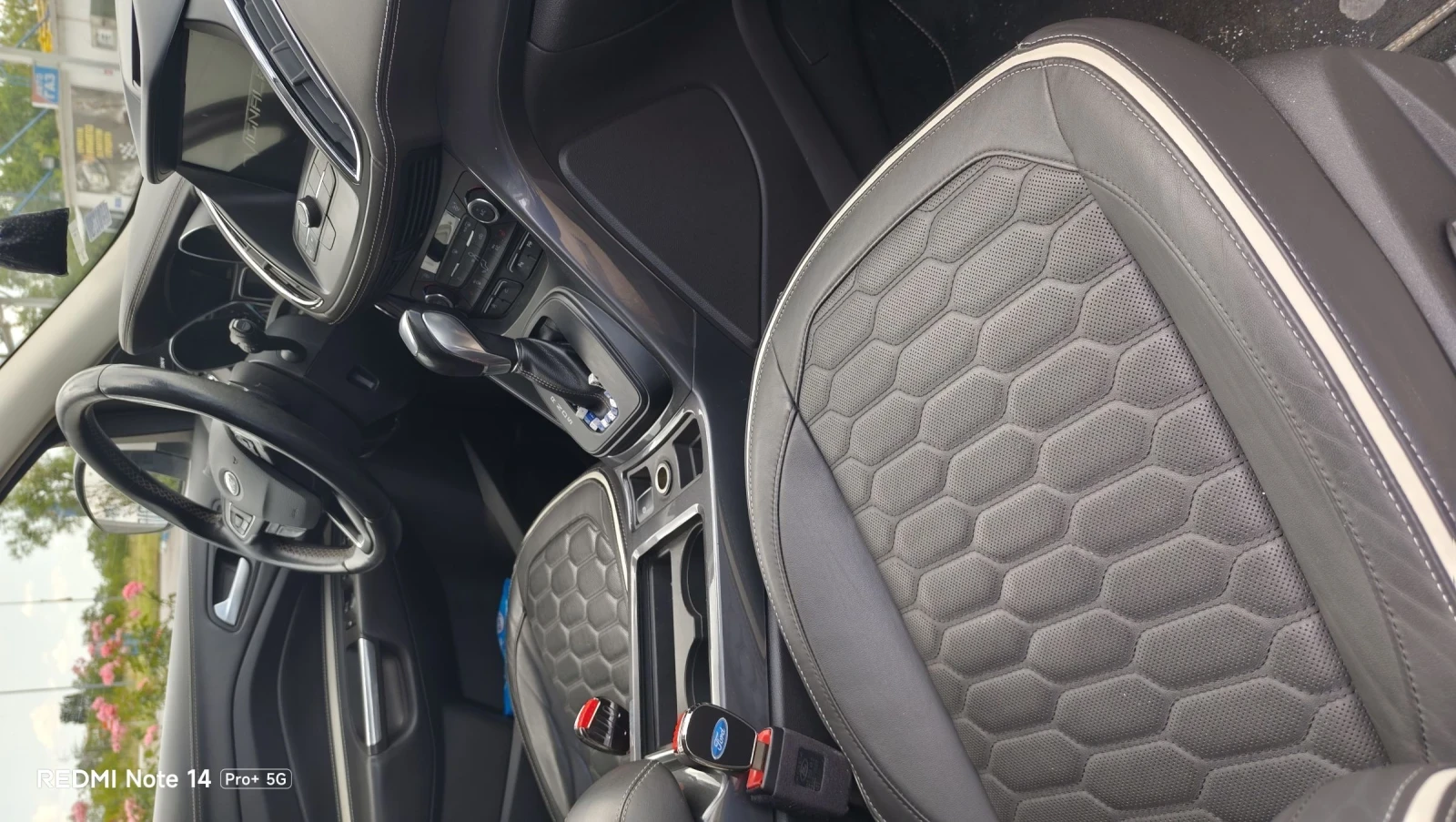 Ford Kuga Vignale, снимка 12 - Автомобили и джипове - 54813286