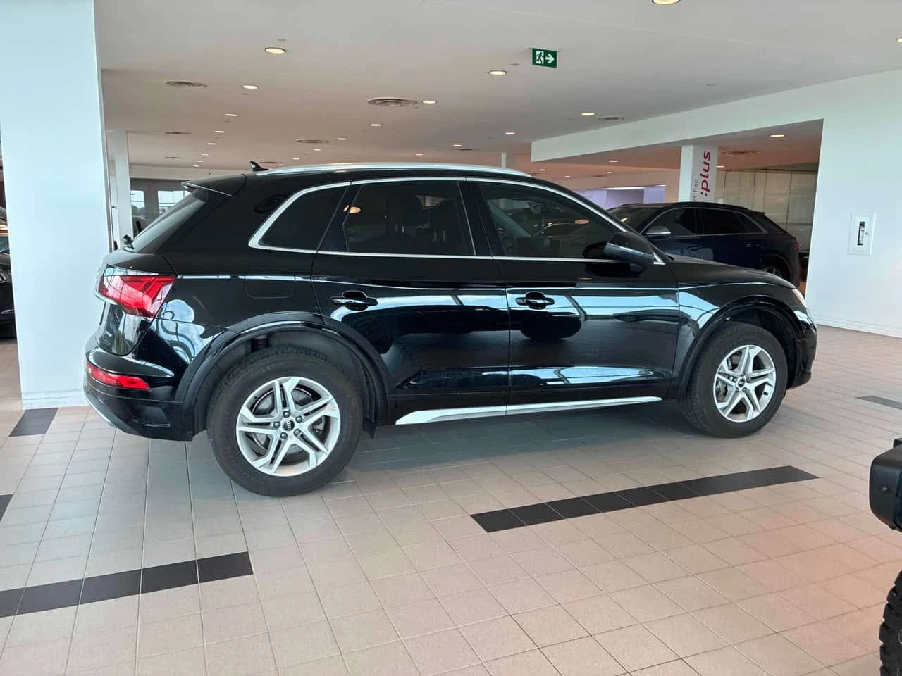 Audi Q5 * АВТОКРЕДИТ * ГЛАВНО ПРЕДСТАВИТЕЛСТВО НА AUDI , снимка 4 - Автомобили и джипове - 55158452