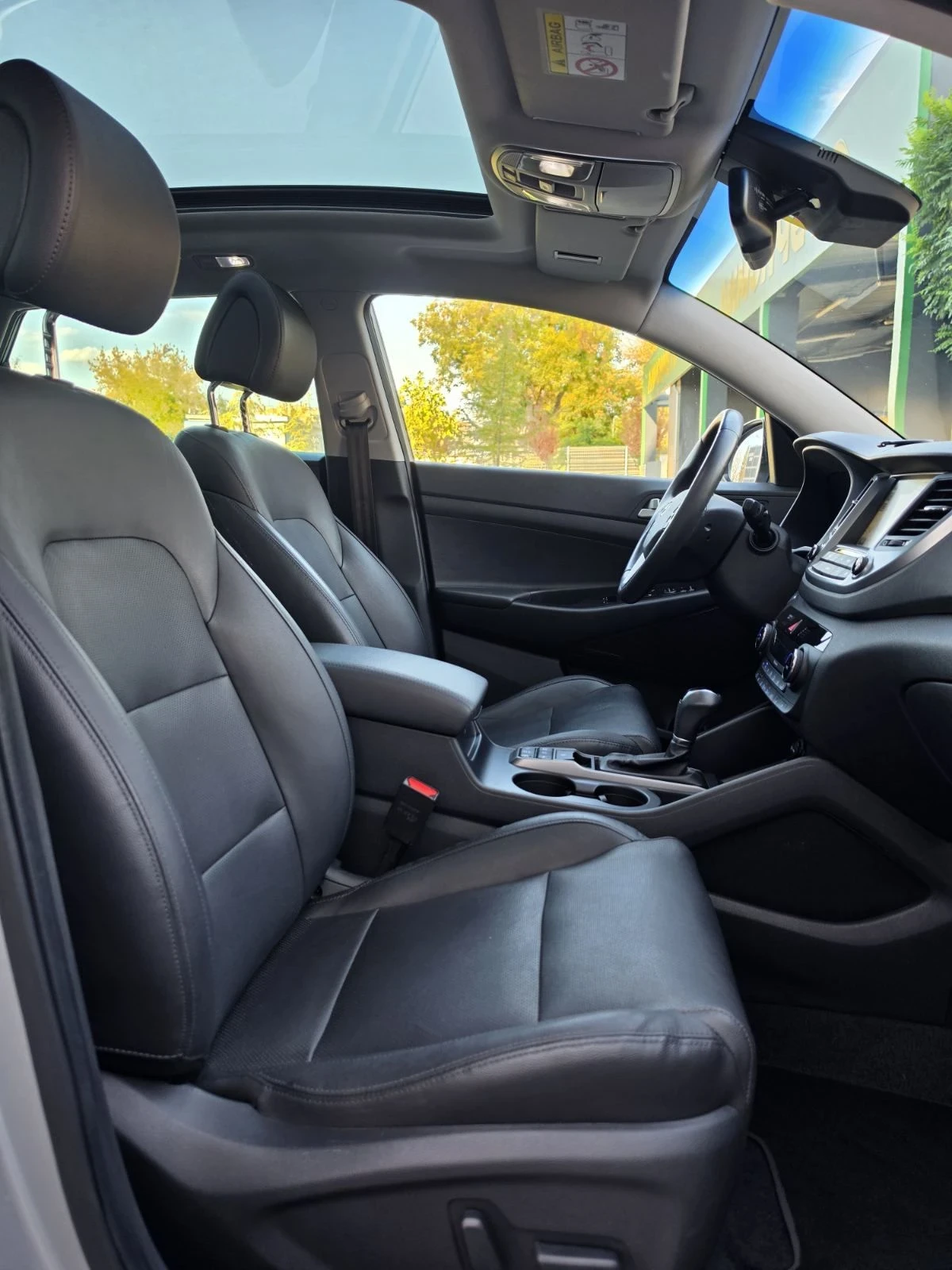 Hyundai Tucson 2.0 / 184 �.�. ��� | Mobile.bg � ����������� 9