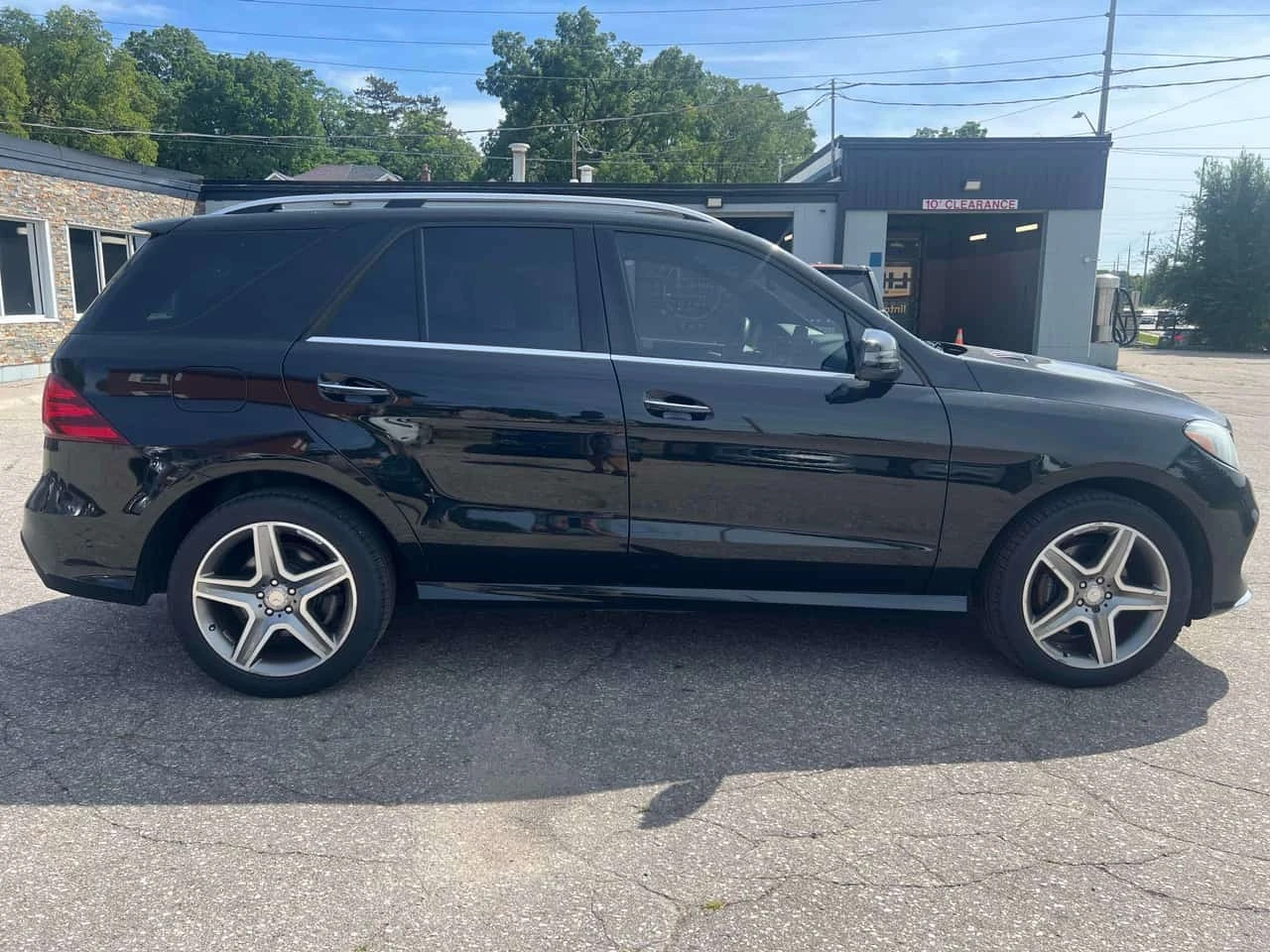 Mercedes-Benz GLE 350 d / 360 / Dis / Harman Kardon / Carfax /Автокредит, снимка 3 - Автомобили и джипове - 56208989