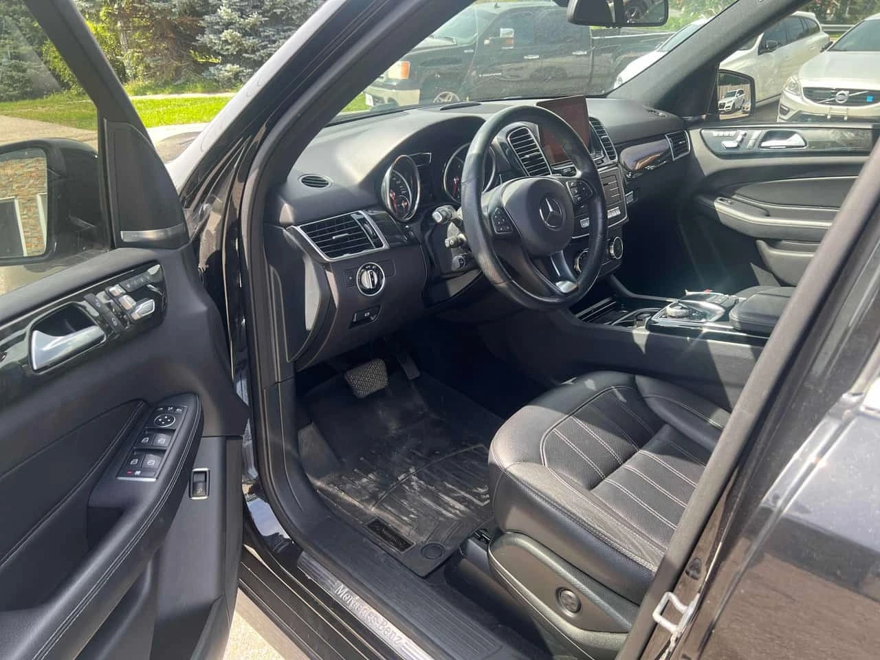 Mercedes-Benz GLE 350 d / 360 / Dis / Harman Kardon / Carfax /Автокредит, снимка 5 - Автомобили и джипове - 56208989