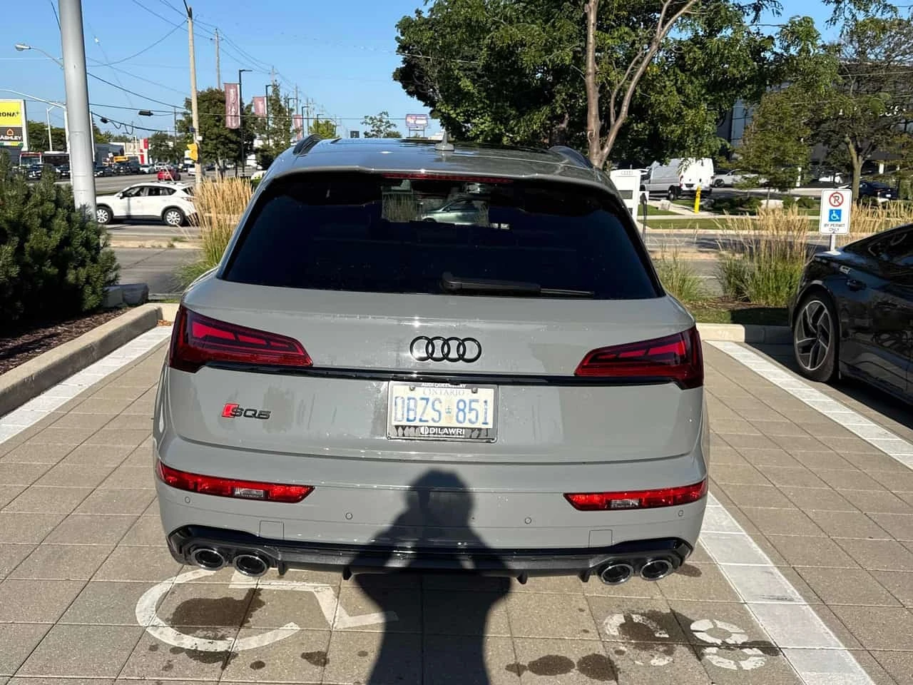 Audi SQ5 * Progressiv * CARFAX * БЕЗ ПЪРВОНАЧАЛНА ВНОСКА, снимка 4 - Автомобили и джипове - 56240849