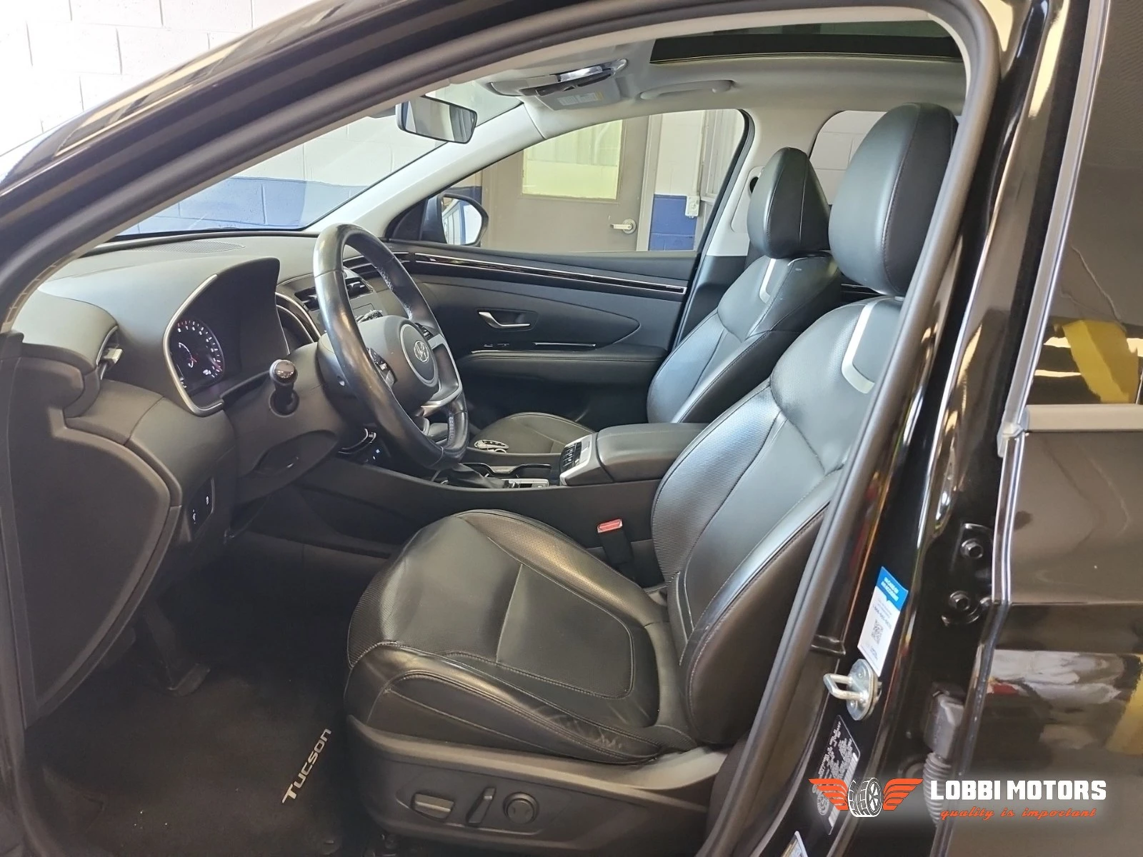 Hyundai Tucson, снимка 3 - Автомобили и джипове - 56411448