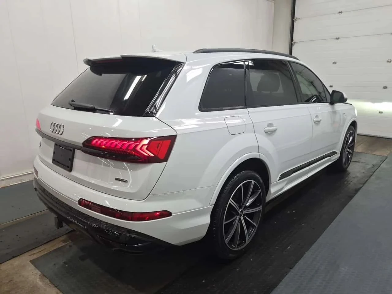 Audi Q7 | Mobile.bg � ����������� 2