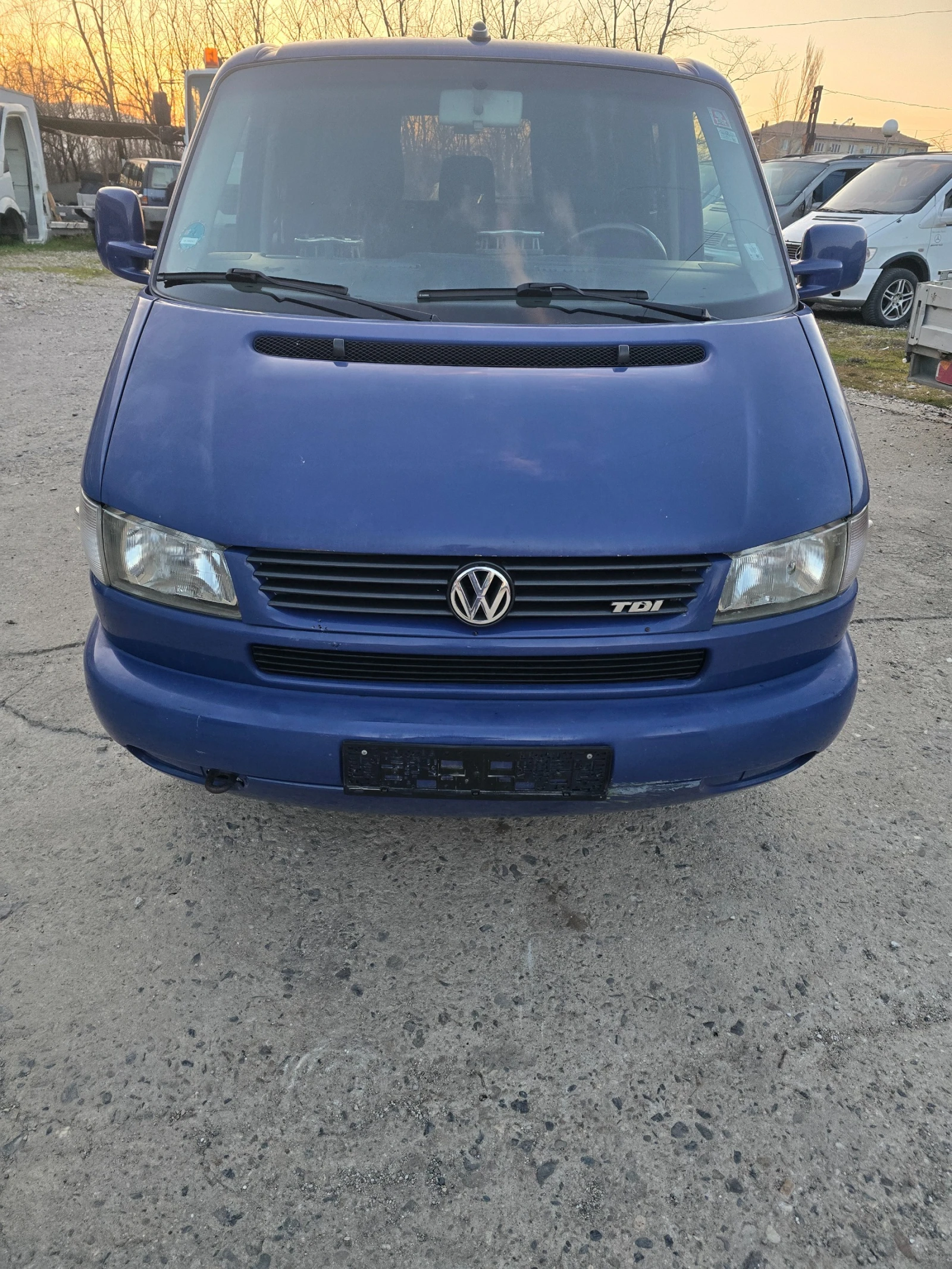 VW T4 2.5 TDI 102 PS, снимка 7 - Бусове и автобуси - 53858168