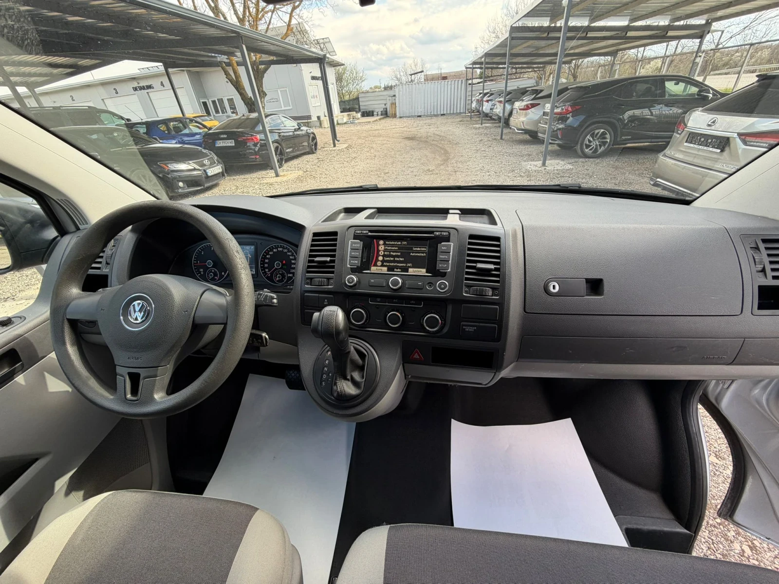 VW T5 2.0TDI/Automatic/, снимка 14 - Бусове и автобуси - 54177152