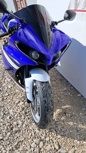 Yamaha YZF-R1 | Mobile.bg    2