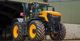   JCB