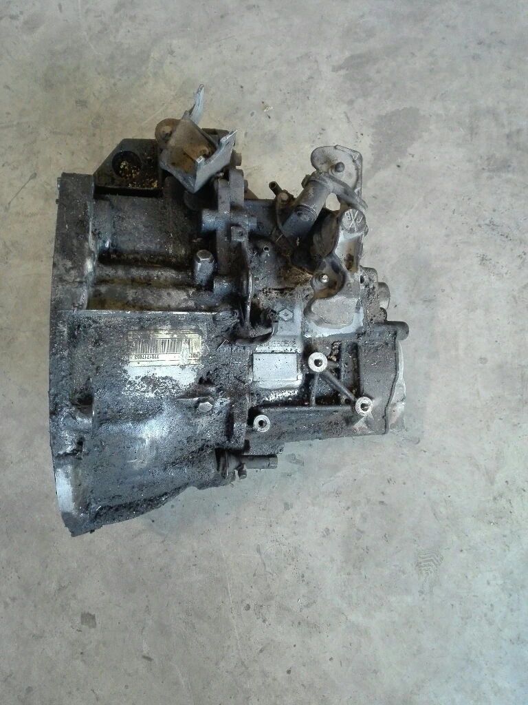 скоростна кутия рено меган 1.9дци 6ск