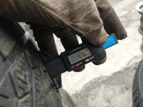 Гуми Зимни 215/70R16, снимка 5