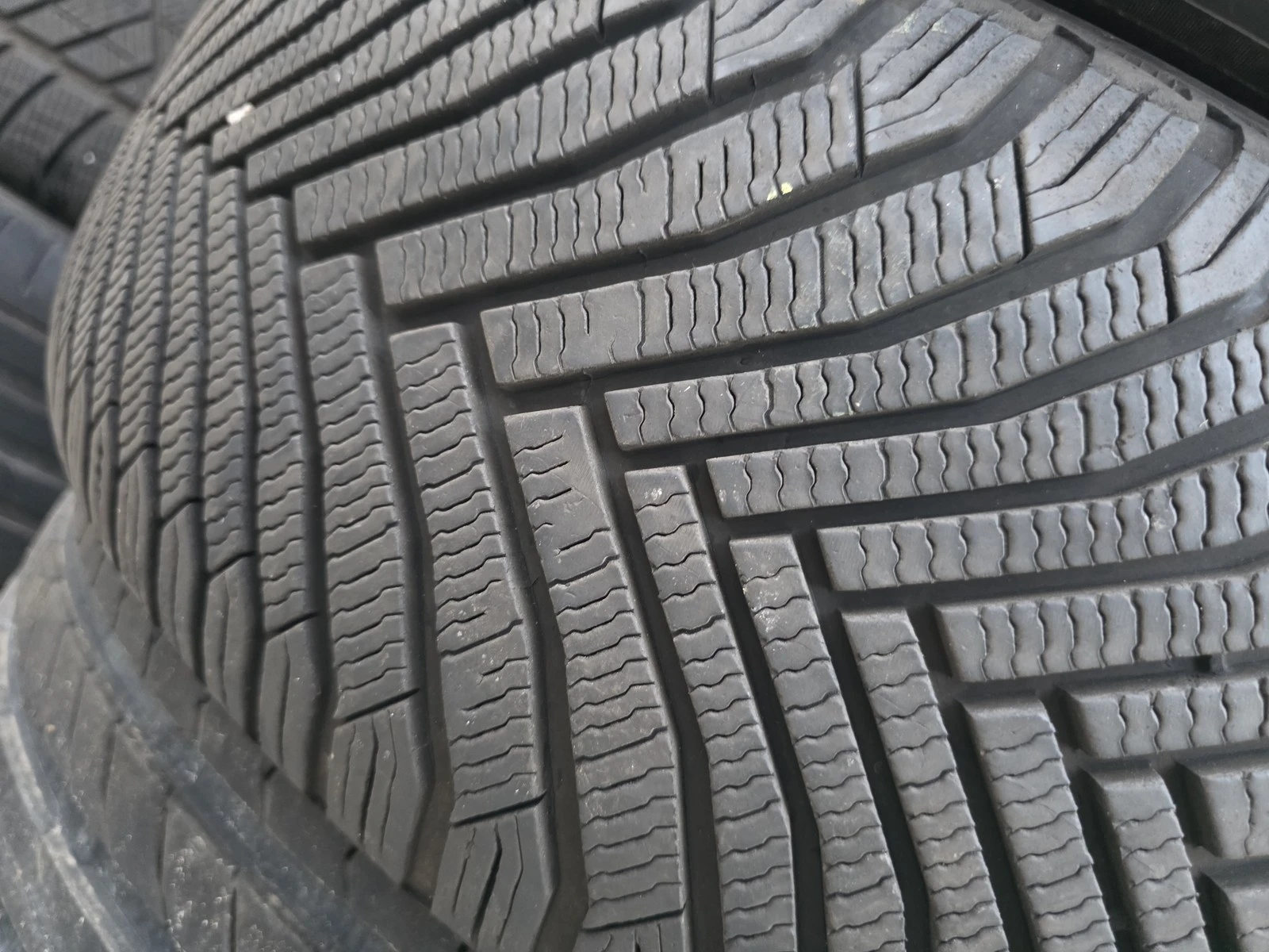 ���� 205/55R19 | Mobile.bg � ����������� 3