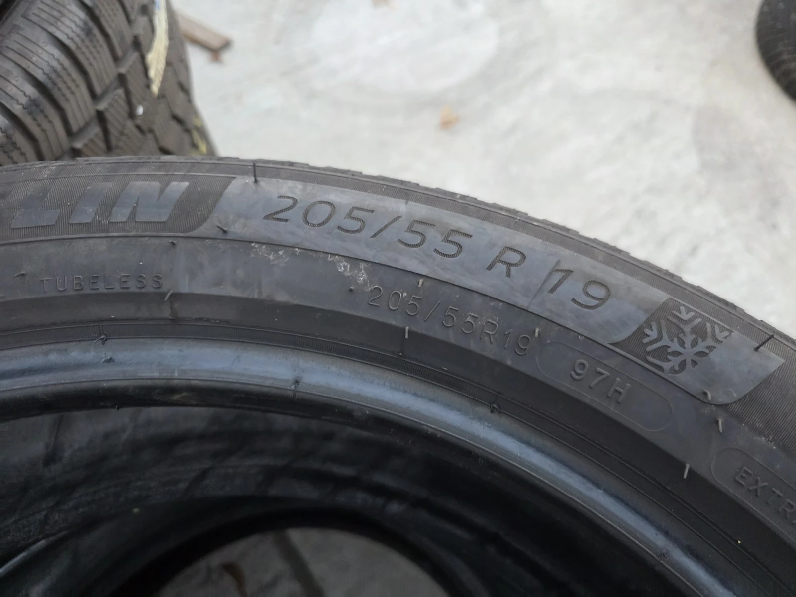 ���� 205/55R19 | Mobile.bg � ����������� 4