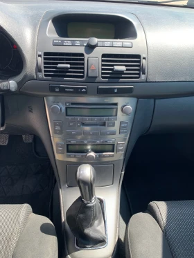 Toyota Avensis 1.8 ГАЗ, снимка 8