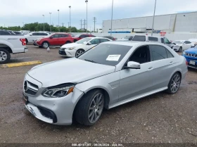     Mercedes-Benz E 63 AMG 2014 MERCEDES-BENZ E 63 AMG 4MATIC