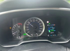 Toyota Corolla Хибрид, снимка 10