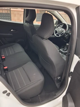 Dacia Sandero 1.0  - 7346 € / 14367.53 лв. - 81930666 13