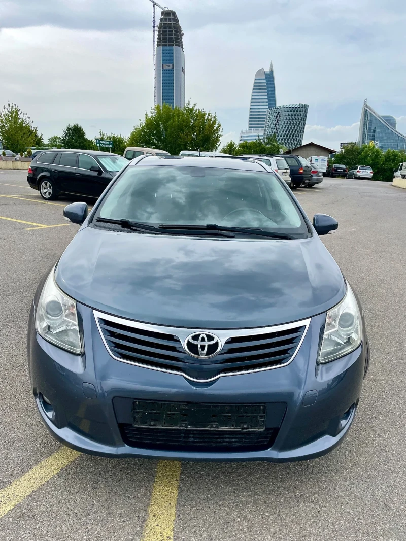 Toyota Avensis Ф1///НАВИГАЦИЯ///Cruise, снимка 2 - Автомобили и джипове - 47688305