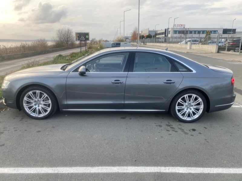 Audi A8 4.2TDI MATRIX / MASSAGE / DISTRONIC / LANE ASSIST , снимка 8 - Автомобили и джипове - 48170415