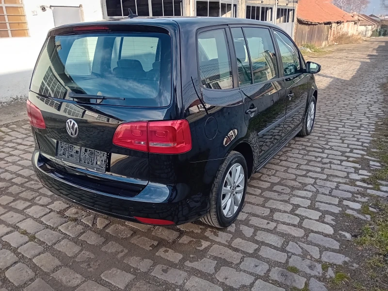 VW Touran 1.6TDI, снимка 5 - Автомобили и джипове - 48629929