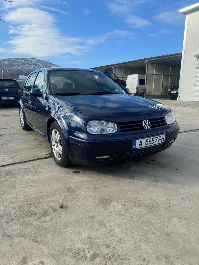 VW Golf VW GOLF 2.3 V5 - 150к.с. , снимка 1 - Автомобили и джипове - 48705927