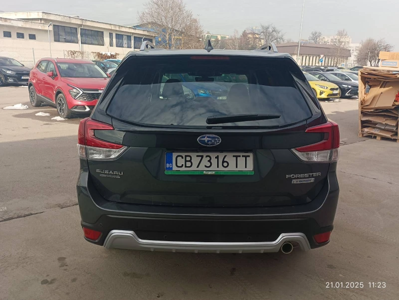 Subaru Forester 2.0i MHEV Premium cvt, снимка 5 - Автомобили и джипове - 48975024