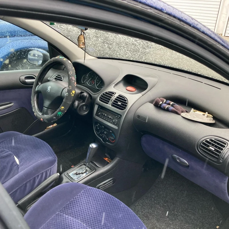 Peugeot 206, снимка 6 - Автомобили и джипове - 49156261