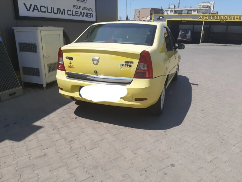Dacia Logan Седан, снимка 6 - Автомобили и джипове - 49622611