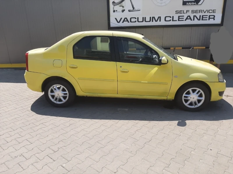 Dacia Logan Седан, снимка 5 - Автомобили и джипове - 49622611