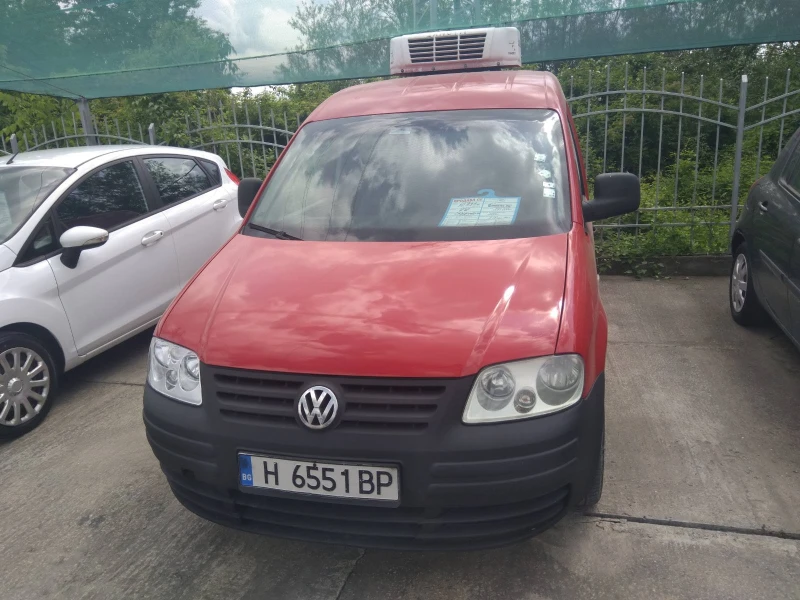 VW Caddy, снимка 7 - Автомобили и джипове - 50900909